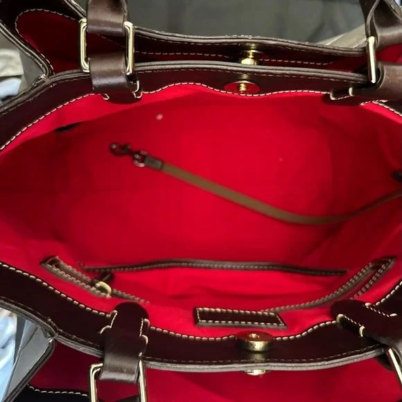 Dooney & Bourke Croco Embossed Large Barlow - Picture 6 of 7